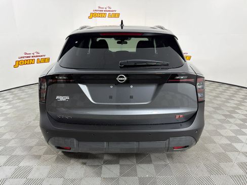 New 2026 Nissan Kicks SR FWD image 4