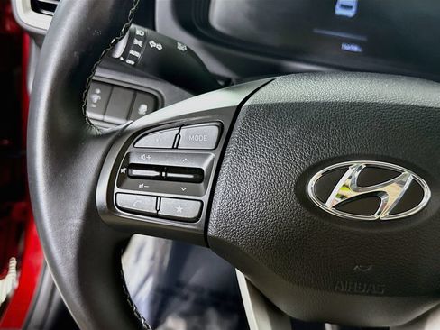 Certified 2024 Hyundai Venue SEL FWD image 22