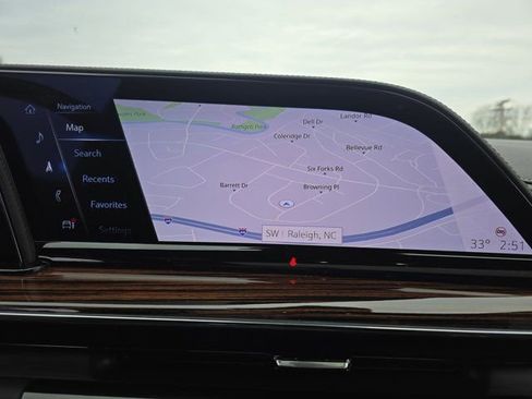 Used 2022 Cadillac Escalade ESV Luxury image 23