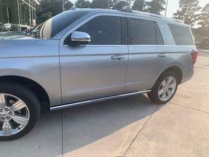 Used 2024 Ford Expedition Platinum