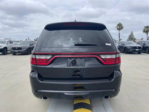 Used 2023 Dodge Durango GT RWD image 3