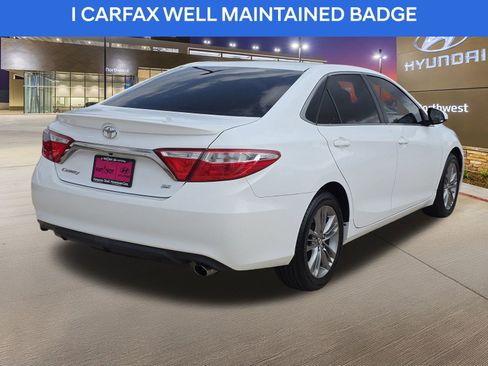 Used 2016 Toyota Camry SE image 7