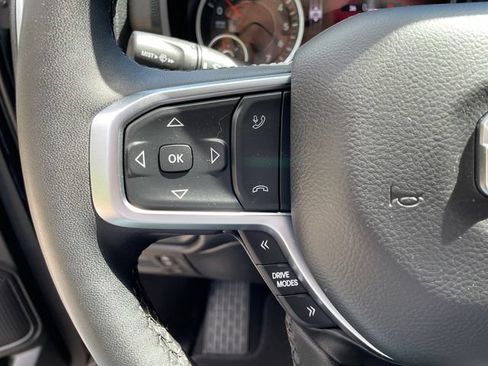 Used 2025 RAM 1500 Big Horn AWD/4WD image 29