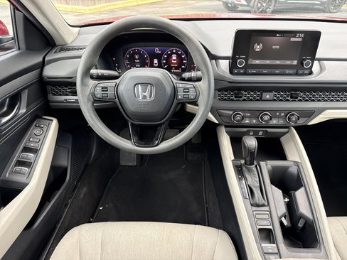 Used 2023 Honda Accord LX image 11