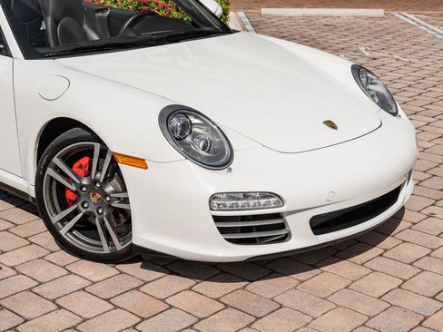 Used 2011 Porsche 911 Carrera 4S AWD/4WD image 7