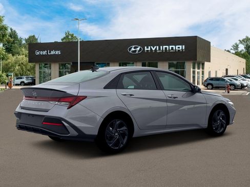 New 2026 Hyundai Elantra Sport image 8