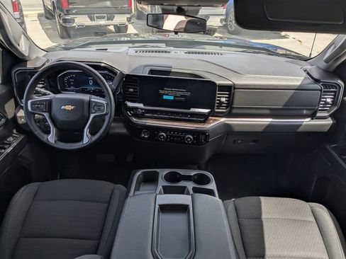Used 2023 Chevrolet Silverado 1500 LT image 14