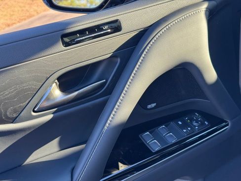 New 2025 Lexus LX 700h Luxury image 18