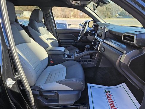 Used 2024 Toyota Tacoma 4x4 Double Cab image 17