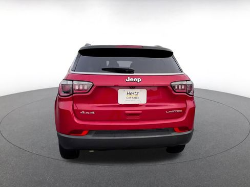 Used 2025 Jeep Compass Limited image 12