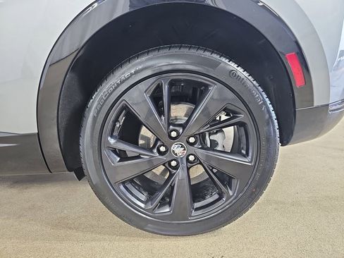 Certified 2023 Buick Envision Essence w/ Technology Package I AWD/4WD image 39