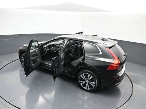 Used 2022 Volvo XC60 B5 Inscription w/ Advanced Package image 46