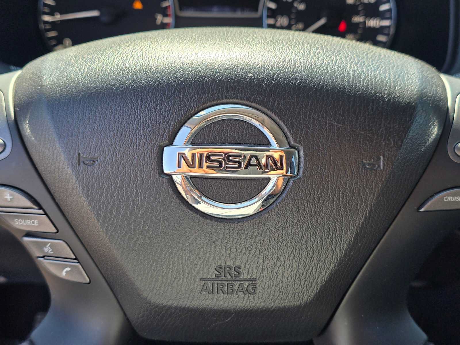 Used 2019 Nissan Pathfinder SV AWD/4WD image 24