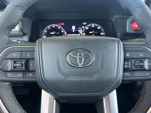 New 2026 Toyota Tacoma TRD Off-Road w/ TRD Off Road Premium Package AWD/4WD image 25