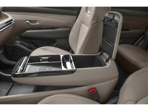 New 2026 Hyundai Tucson Limited FWD image 16