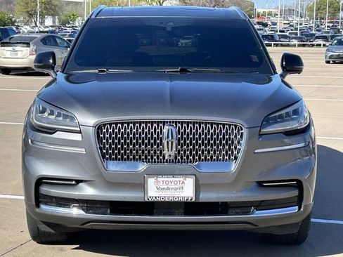 Used 2023 Lincoln Aviator Reserve w/ Equipment Group 201A image 8