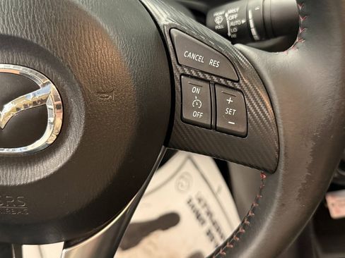 Used 2016 MAZDA MAZDA3 i Touring image 11