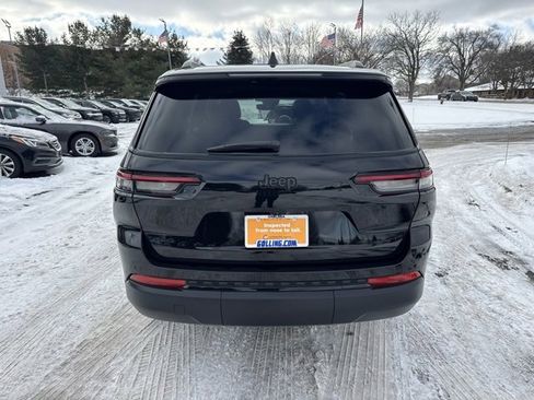 Used 2024 Jeep Grand Cherokee L Altitude image 6