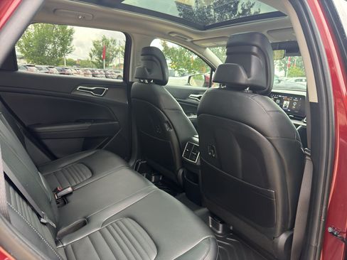 Used 2024 Kia Sportage SX FWD image 18