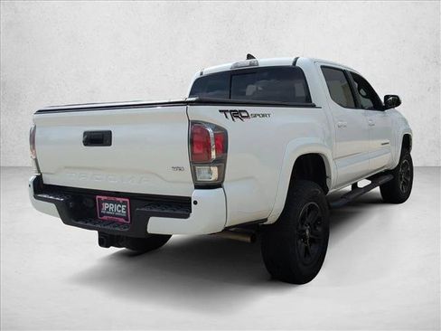 Used 2021 Toyota Tacoma TRD Sport w/ Technology Package RWD image 5