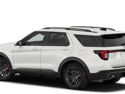 New 2026 Ford Explorer ST RWD image 2
