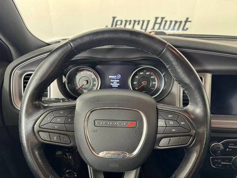 Used 2023 Dodge Charger SXT RWD image 12