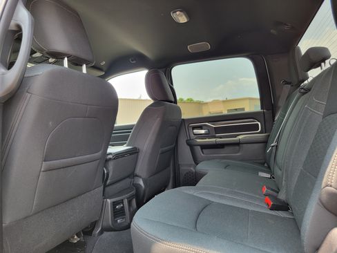 Used 2025 RAM 2500 Big Horn AWD/4WD image 20