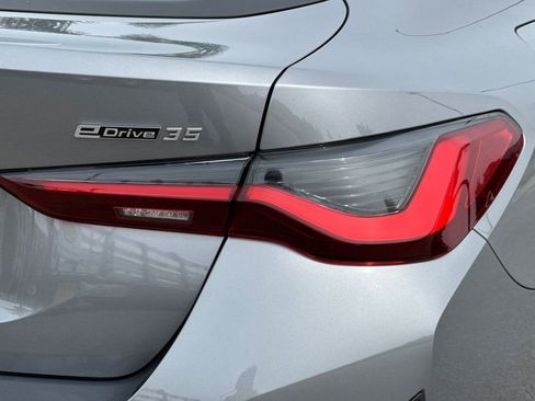 Used 2023 BMW i4 eDrive35 w/ Premium Package image 33