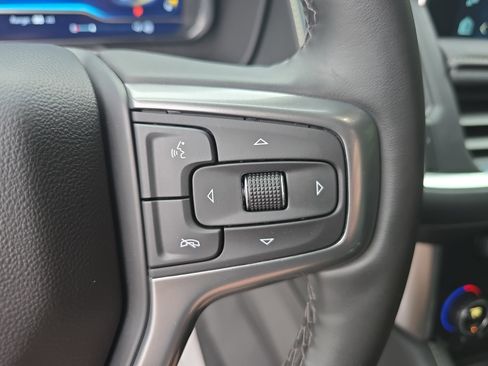 Used 2024 Chevrolet Tahoe Premier AWD/4WD image 19