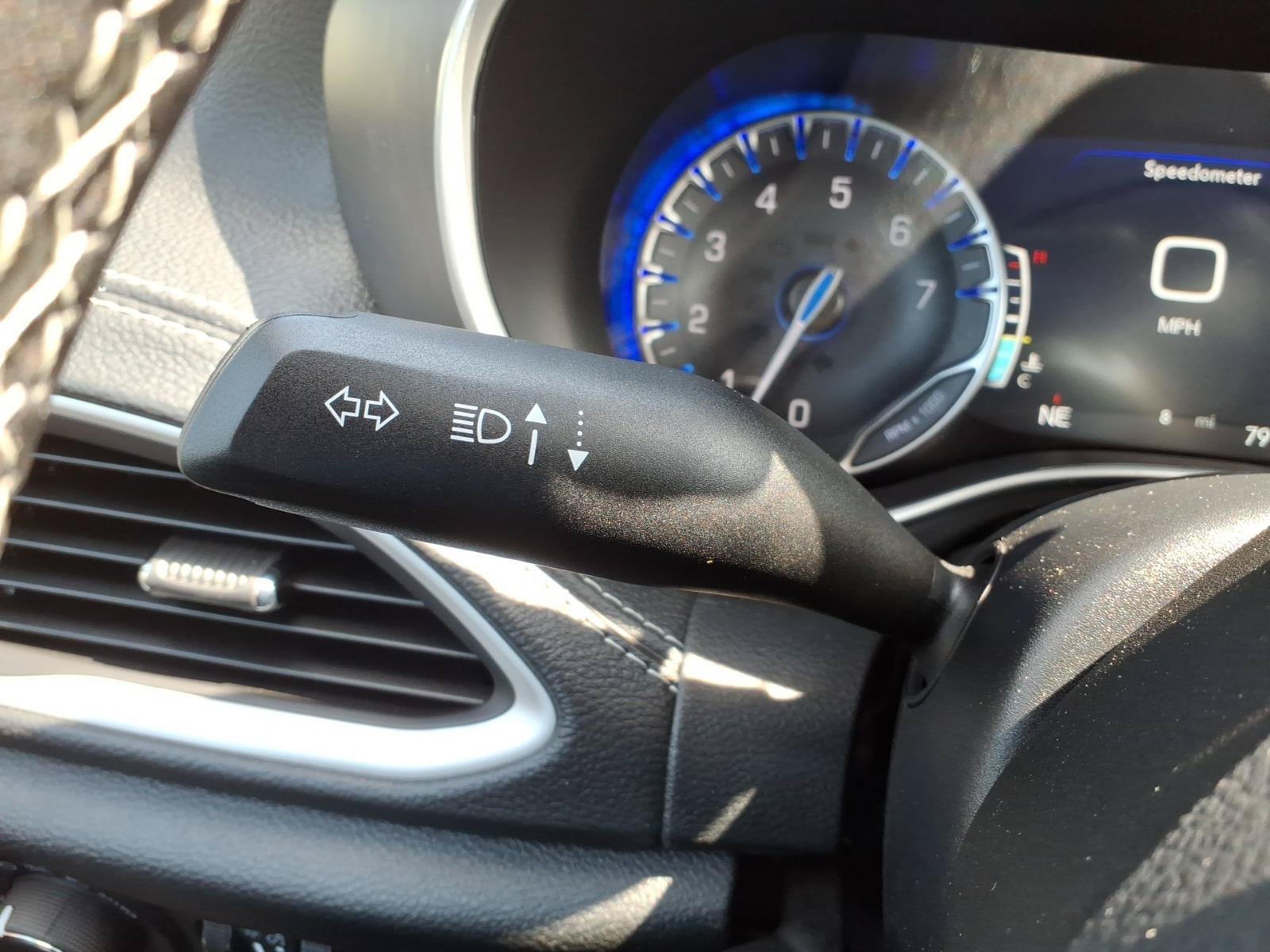 New 2027 Chrysler Pacifica Select FWD image 22