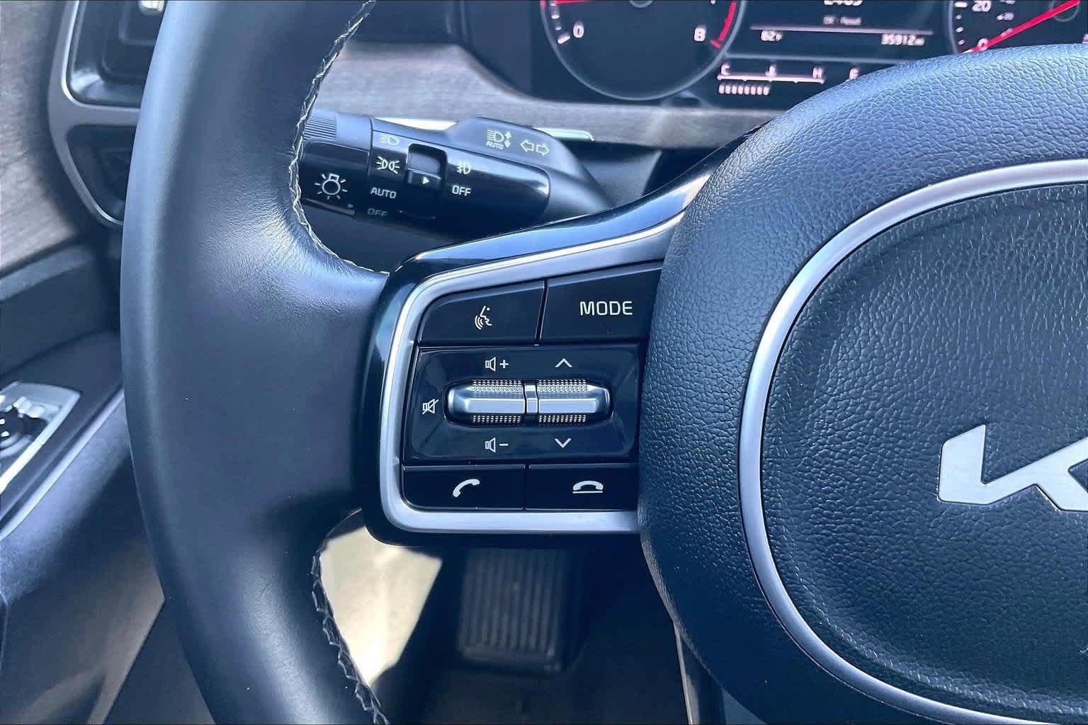 Certified 2023 Kia Sorento X-Line EX AWD/4WD image 23