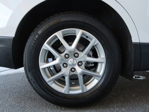 Used 2023 Chevrolet Equinox LT FWD image 44