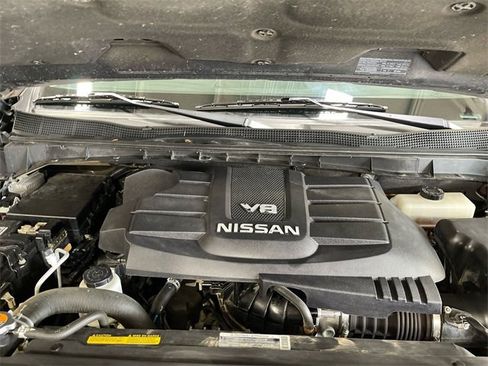 Used 2019 Nissan Titan PRO-4X w/ Pro-4x Convenience Package image 25