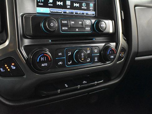 Used 2018 Chevrolet Silverado 1500 LT w/ All Star Edition image 19