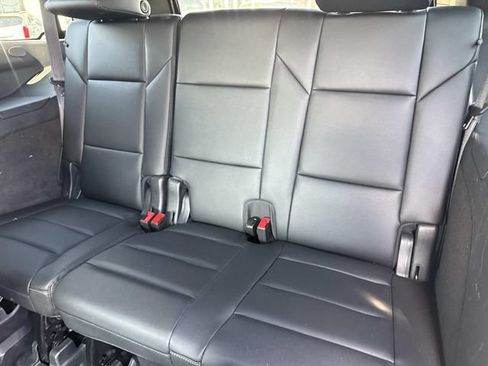 Used 2023 Cadillac Escalade Luxury RWD image 14