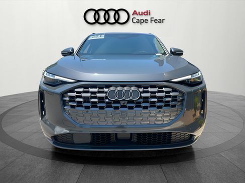 Certified 2025 Audi Q5 Premium w/ Premium Plus AWD/4WD image 8