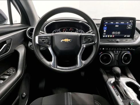 Used 2024 Chevrolet Blazer LT w/ Convenience Package FWD image 6