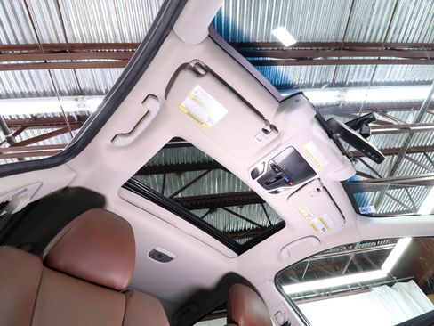 Used 2020 Subaru Outback Touring image 47