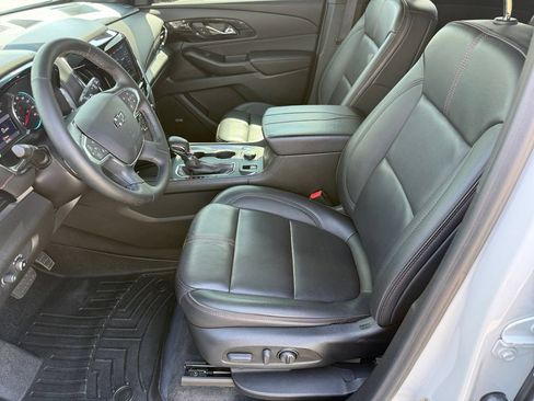 Used 2023 Chevrolet Traverse RS AWD/4WD image 10
