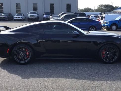 Certified 2025 Ford Mustang Dark Horse w/ Dark Horse Handlin Package image 5