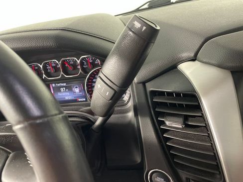 Certified 2015 GMC Yukon SLT w/ HD Trailering Package AWD/4WD image 9