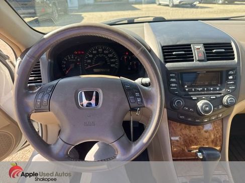 Used 2005 Honda Accord EX-L image 10