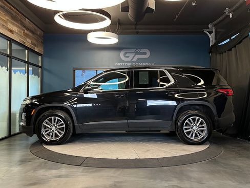 Used 2023 Chevrolet Traverse LT AWD/4WD image 6