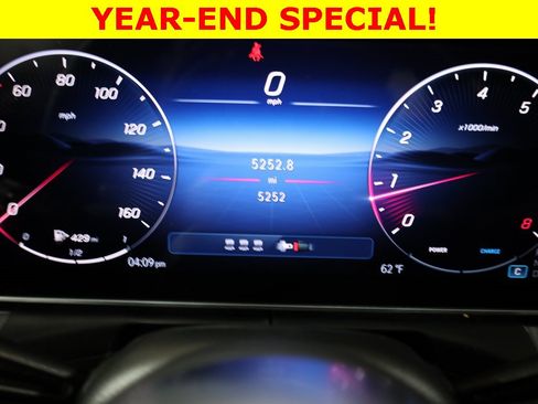 Used 2025 Mercedes-Benz C 300 4MATIC Sedan image 14