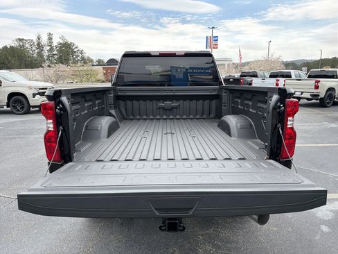 New 2026 Chevrolet Silverado 2500 LT image 18