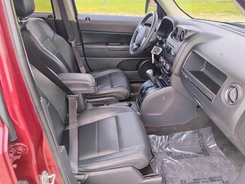 Used 2017 Jeep Patriot High Altitude image 14
