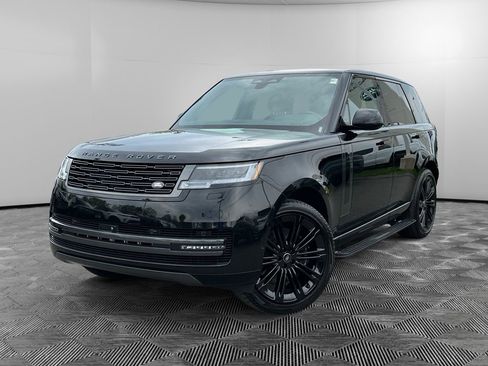 Used 2024 Land Rover Range Rover SE AWD/4WD image 1