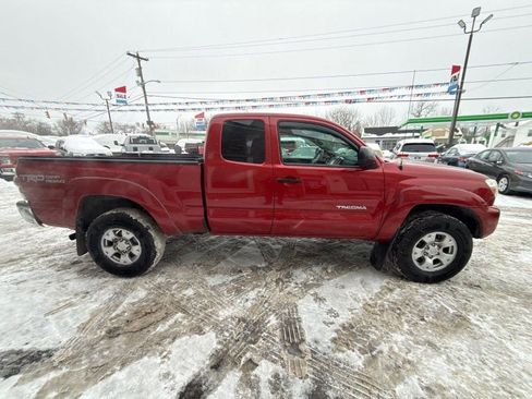 Used 2014 Toyota Tacoma 4x4 Access Cab V6 image 4