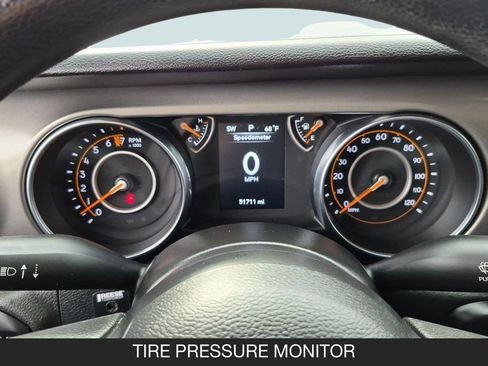 Used 2021 Jeep Gladiator Sport AWD/4WD image 19