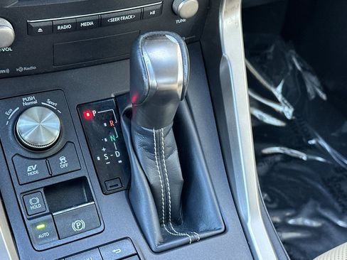 Used 2018 Lexus NX 300h AWD w/ Premium Package image 17
